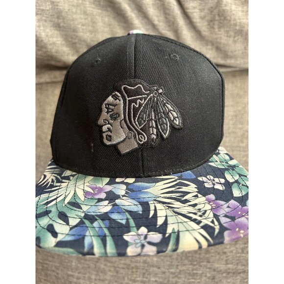 American Needle NHL Chicago Blackhawks Tropical Hawaiian Strapback Hat Cap NEW - Picture 7 of 7